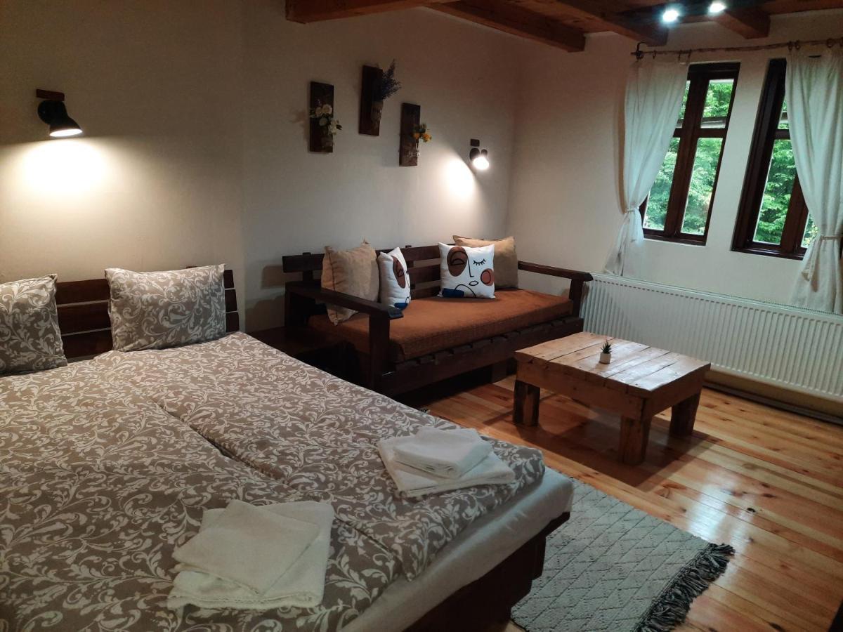 Guest House Kandaferi 2 Elena Exteriér fotografie