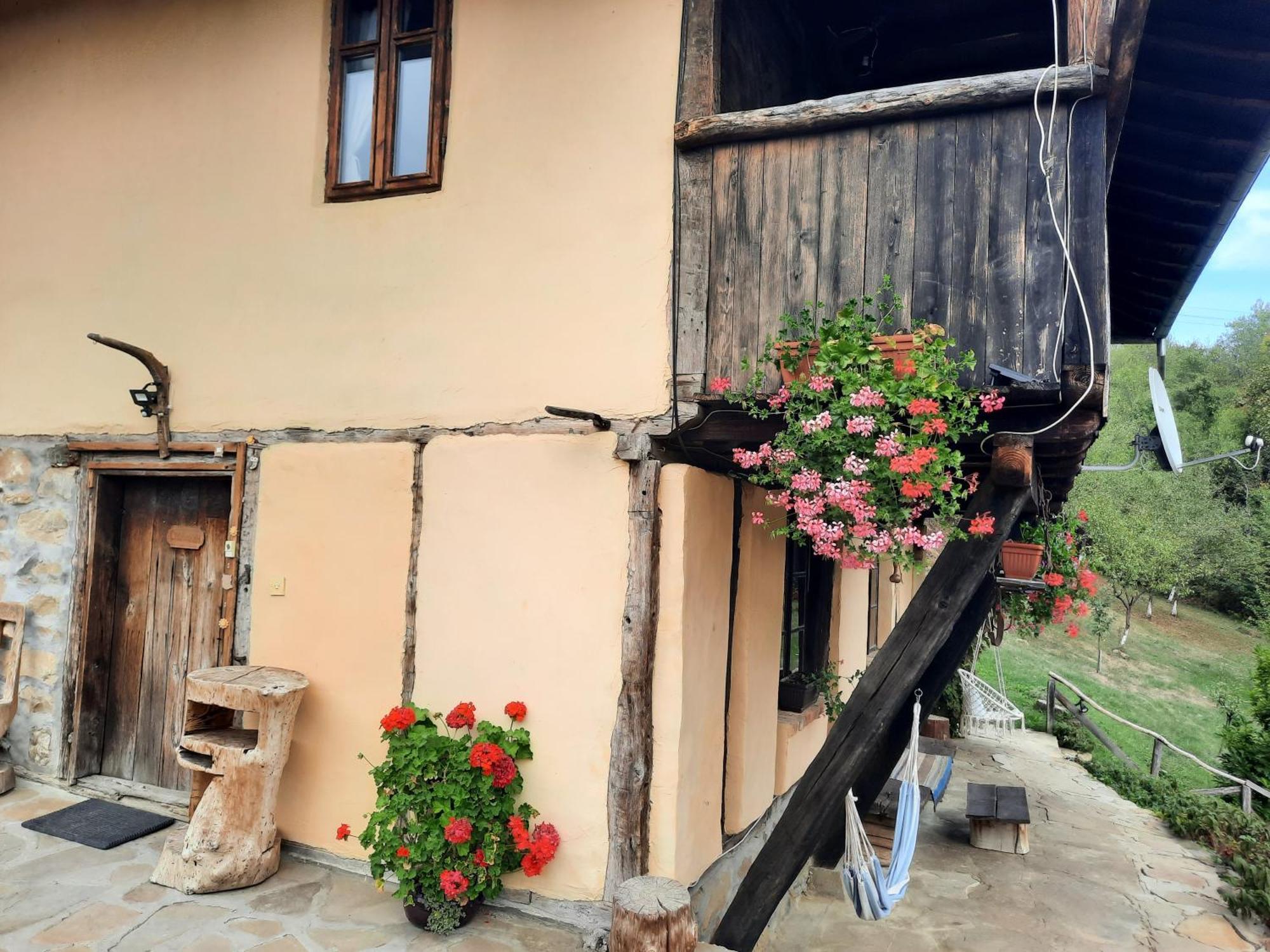 Guest House Kandaferi 2 Elena Exteriér fotografie